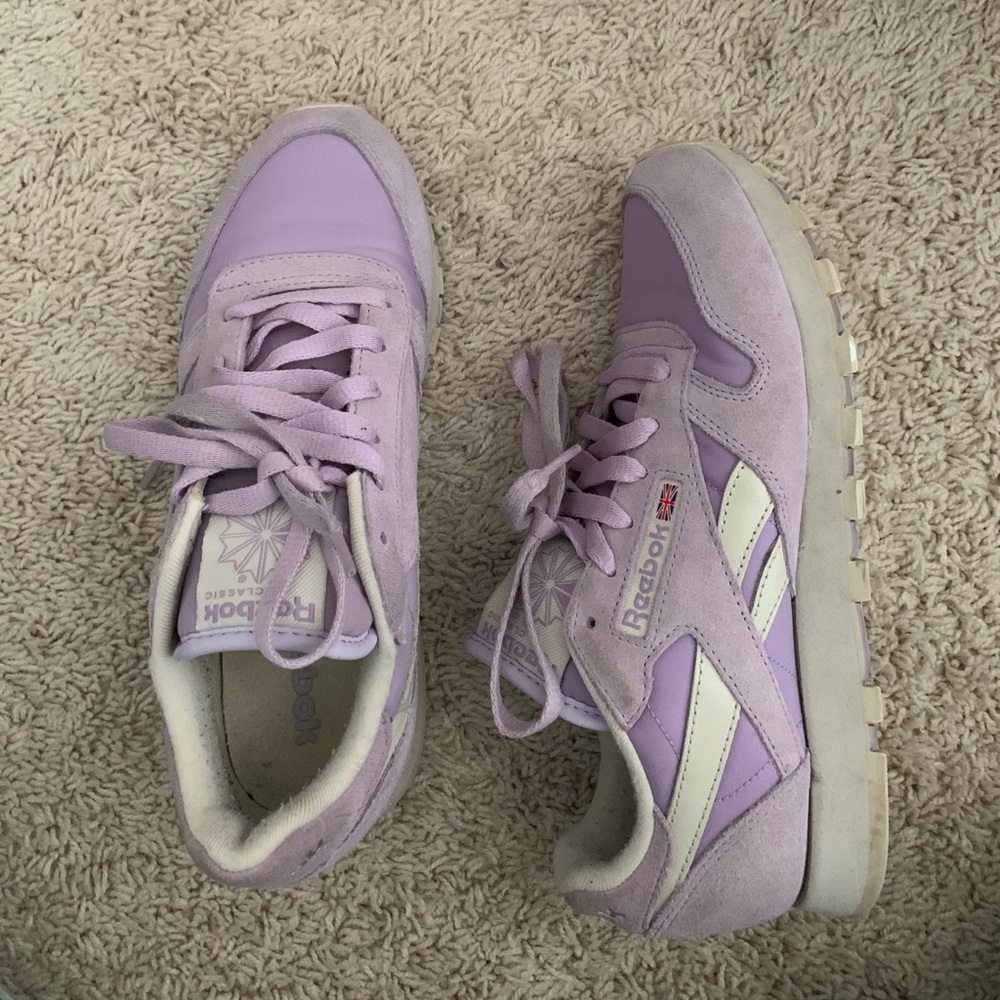 Vintage Reebok Tennis Shoes